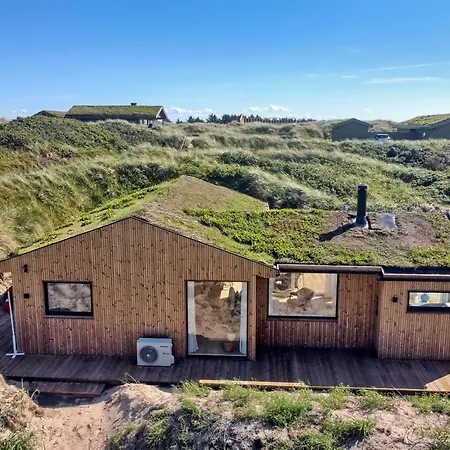 Hoat - 300m From The Sea By Interhome Nyaraló