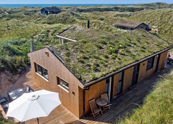 Hoat - 300m From The Sea By Interhome Saltum