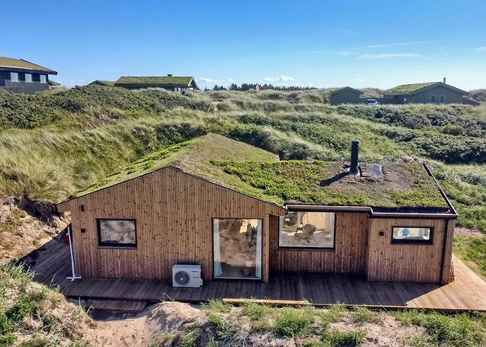 Hoat - 300m From The Sea By Interhome Nyaraló