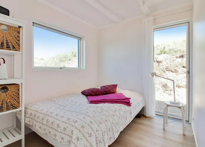 Nyaraló Hoat - 300m From The Sea By Interhome Saltum